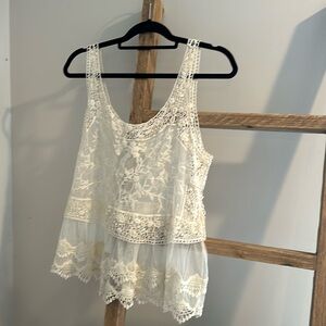 Express top, off white